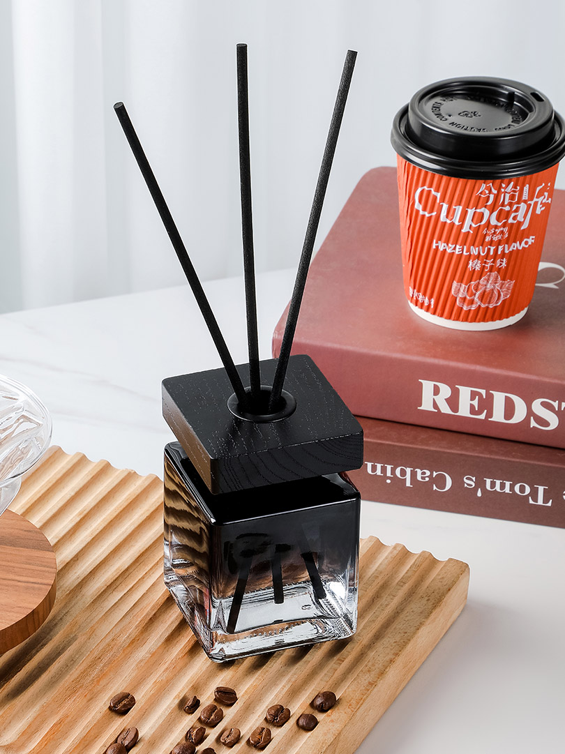 Беспламенный тростниковый диффузор для большой бутылки объемом 200 мл.