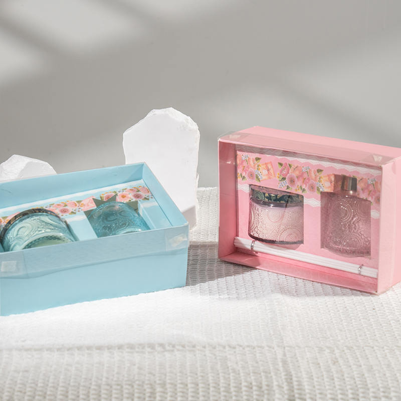 Набор ароматов в изящных стеклянных флаконах «День матери» — поставщик ароматов для дома