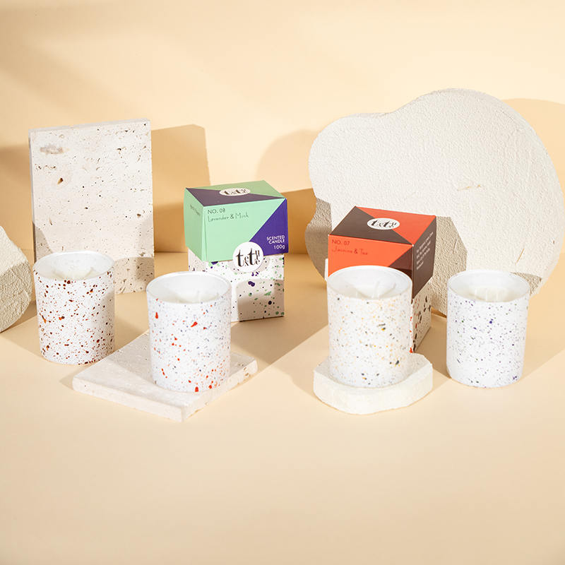 Классическая ароматическая свеча с круглой чашкой и мраморным дизайном - Эко-свеча из соевого воска