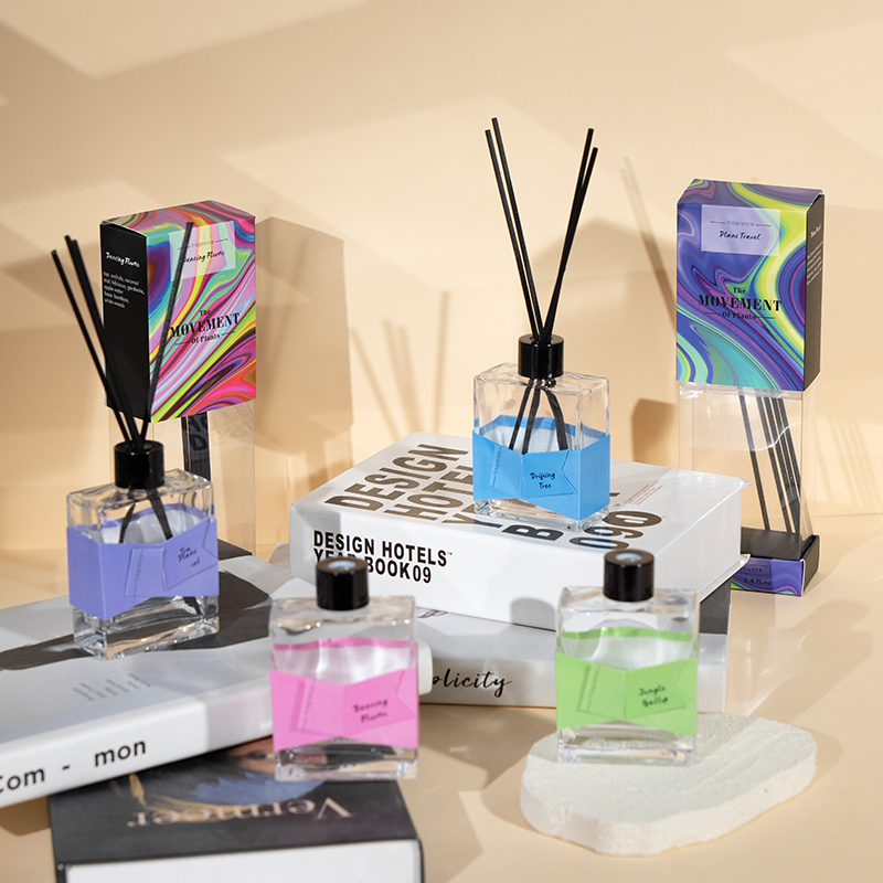 Квадратный прозрачный летучий диффузор в форме бутылочки