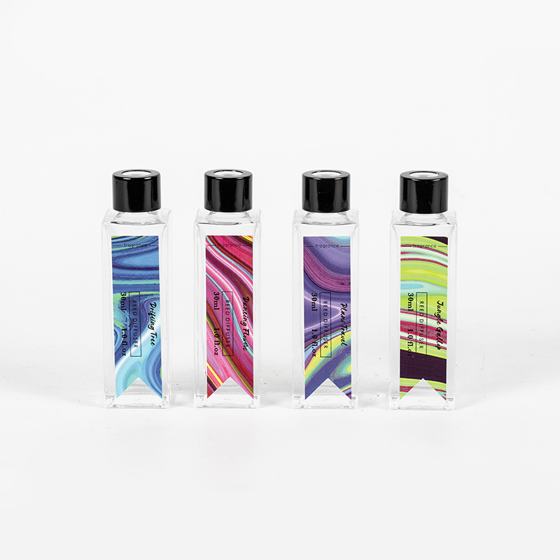 Маленький диффузор с квадратной бутылкой на высоком каблуке, комплект из 4 предметов, производитель арома-диффузора, масла